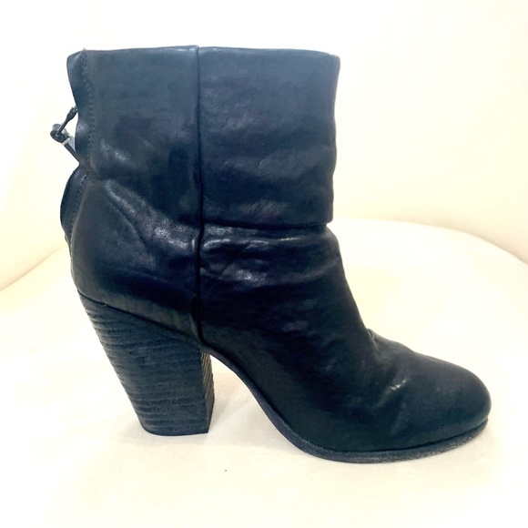 RAG & BONE Like NEW!! Classic Newbury Leather Bootie Shiny Black - Picture 6 of 12
